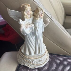 8” Vintage 1988 Angels Wind-Up Musical Figurine: Amazing Grace